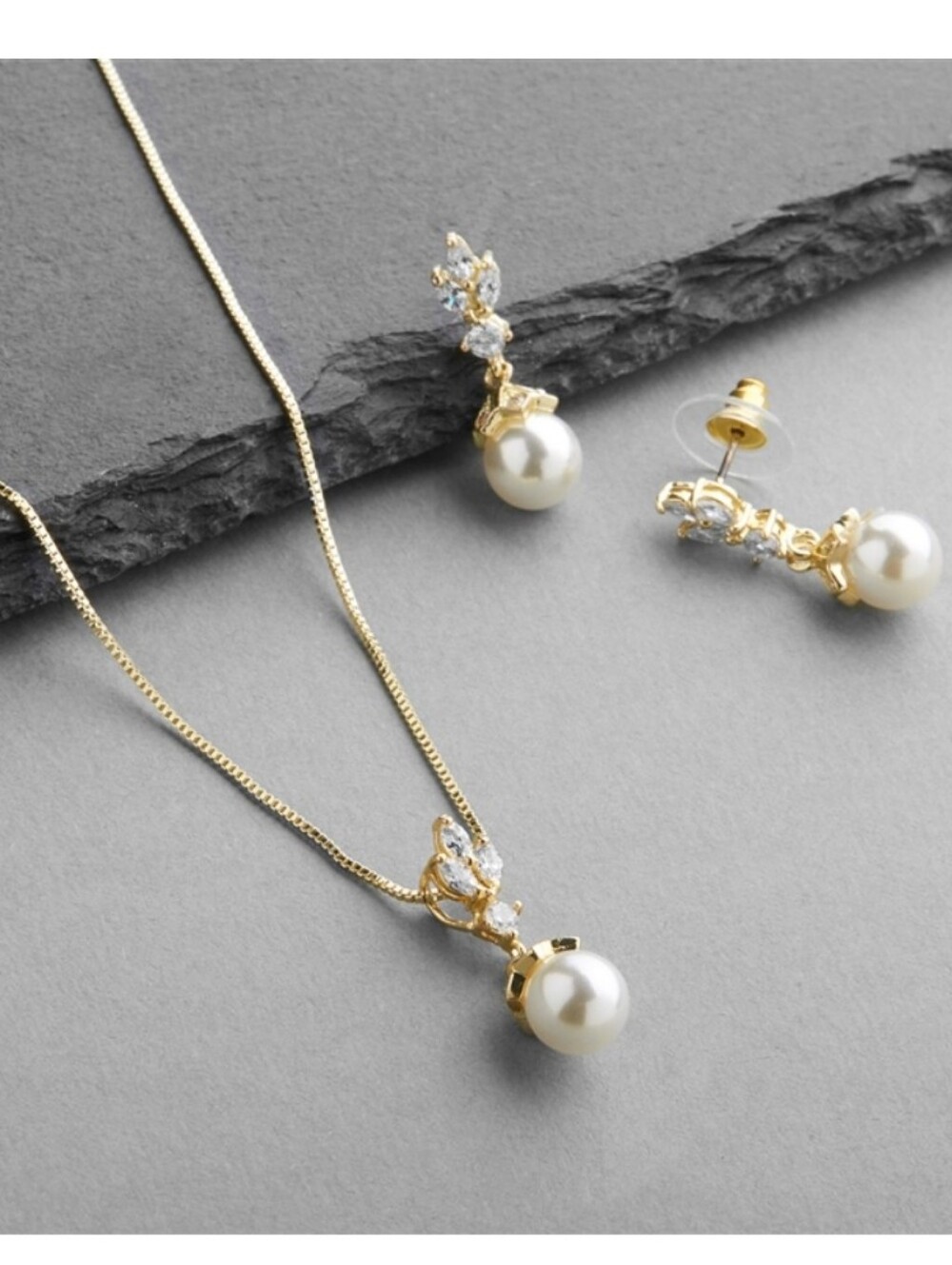 Pearl Drop Jewelry Set